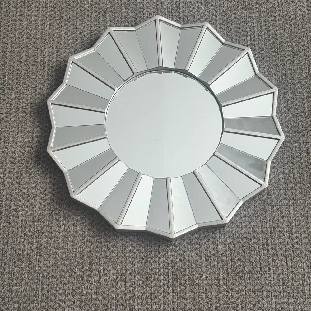 Belle Maison - Silver Geometric Sunburst Wall Mirror